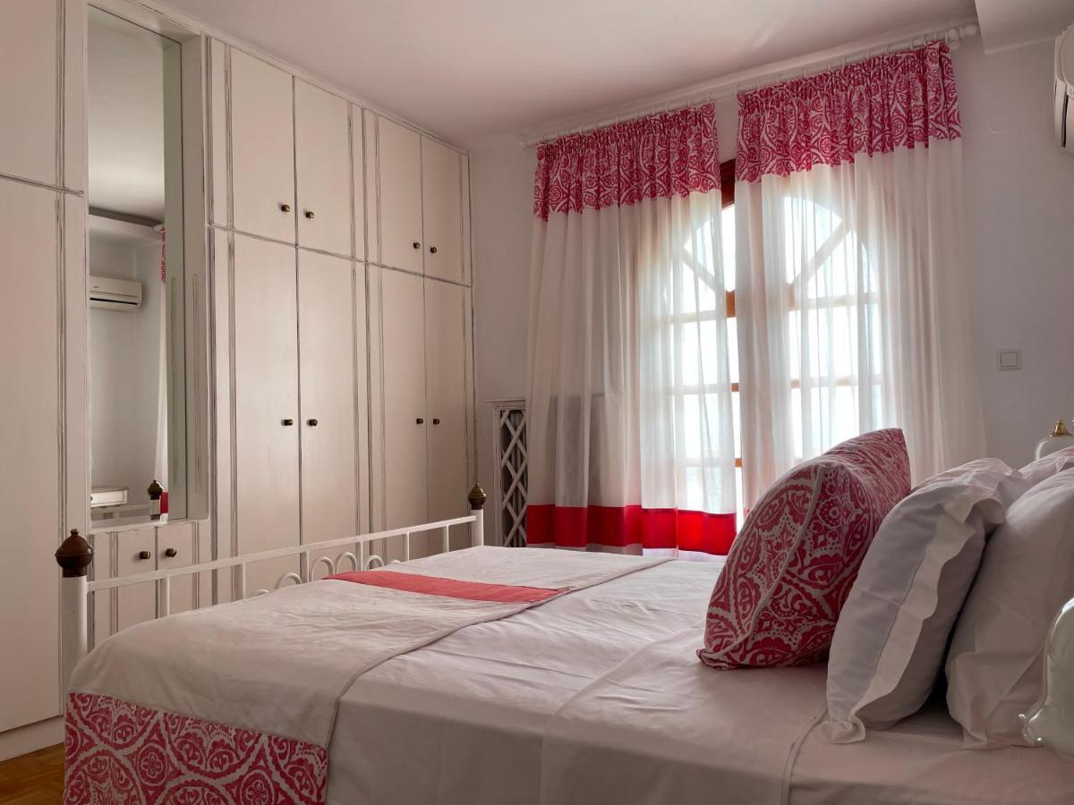 Byblos Mare-The Exclusive Beach Front Villa Skala Sotiros Luaran gambar